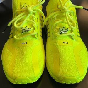 Adidas youth limited edition NMD R1 V2 Solar Yellow. Size 4.5